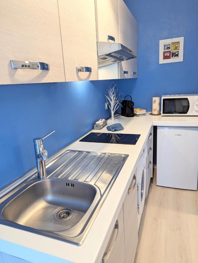 Large New Stylish Studio Apt - Metro Fast Wifi A/c *