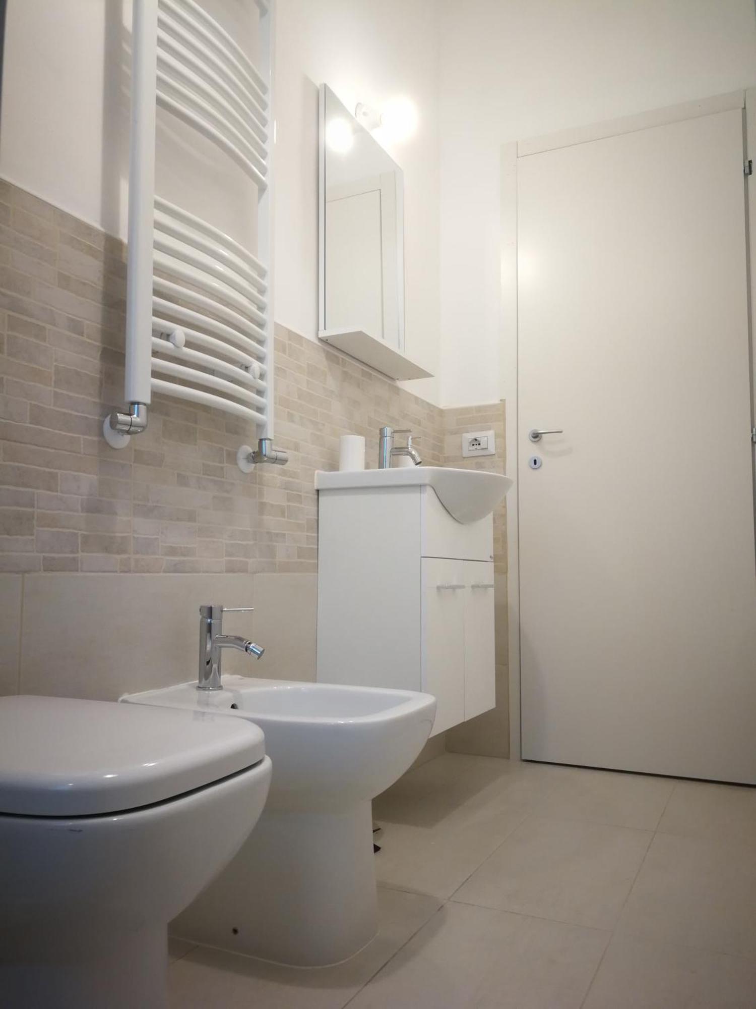Large New Stylish Studio Apt - Metro Fast Wifi A/c Mailand